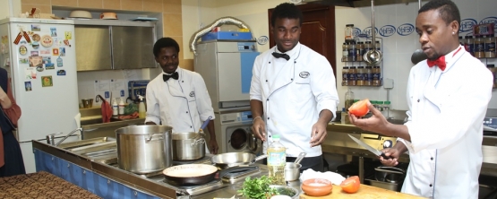 Студенты из Экваториальной Гвинеи провели мастер-класс африканской кухни в УрГЭУ