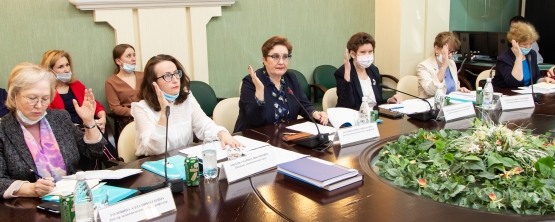 В УрГЭУ состоялась защита диссертации ассистента УрФУ Ксении Даниловой