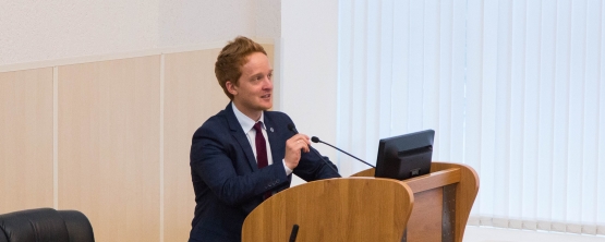 Иван Возмилов научит искусству презентаций и ведению деловых переговоров