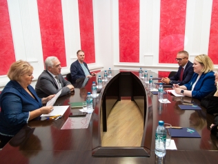 Взаимодействие на результат