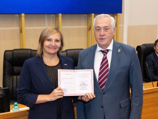 Научные достижения и профессионализм